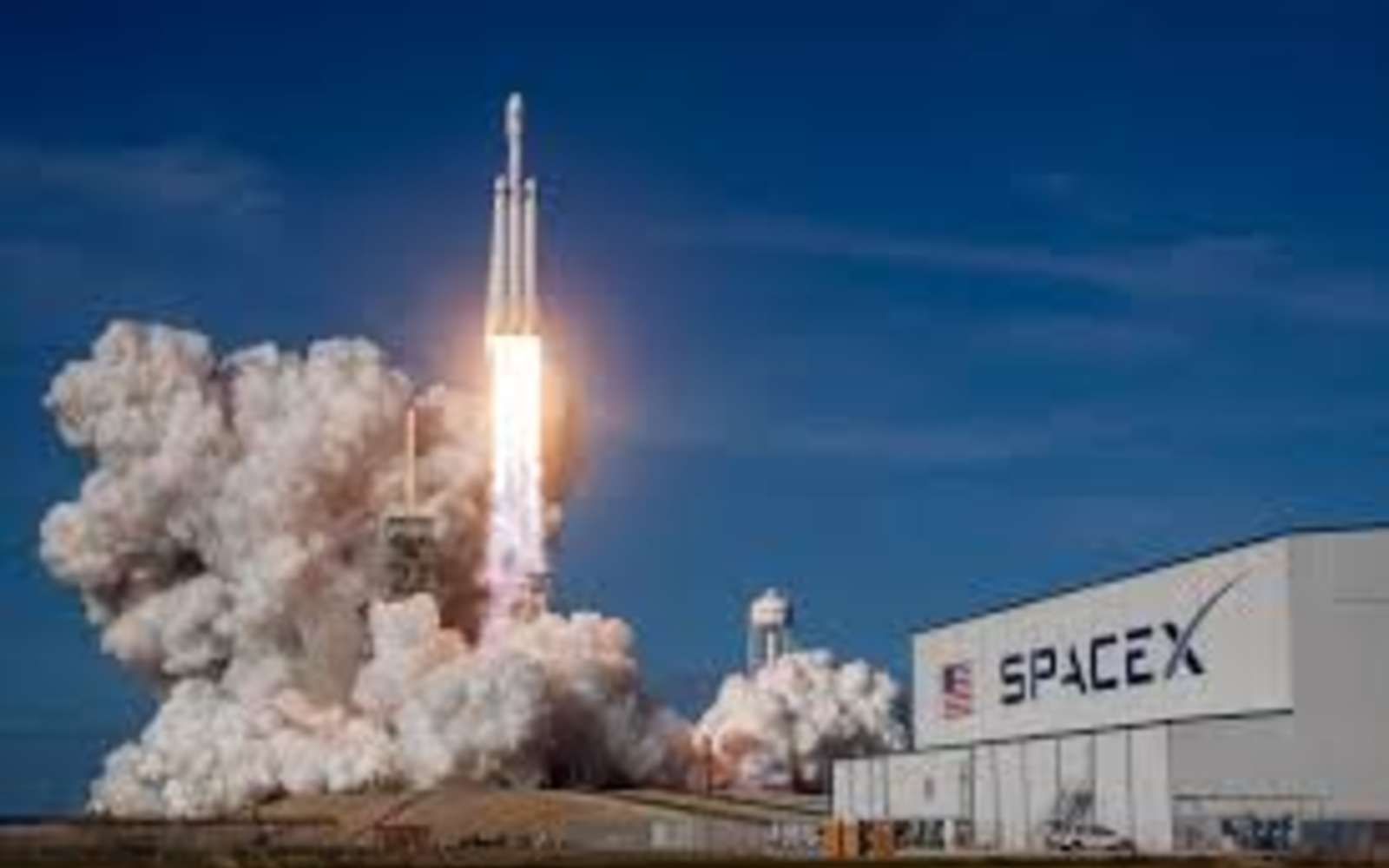 SpaceX to Conduct Dual Rocket Launches: Falcon Heavy and Falcon 9 | Aditya Kashyap